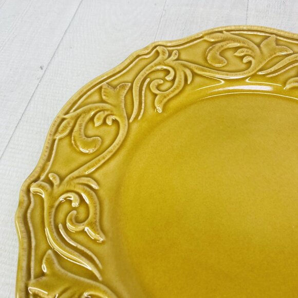 Chris Madden JC Penny CORVELLA GOLD  Emboss Scroll Stoneware Dinner Plate Set 4 - Picture 14 of 16